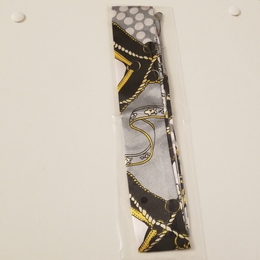 Twilly scarf/ purse scarf